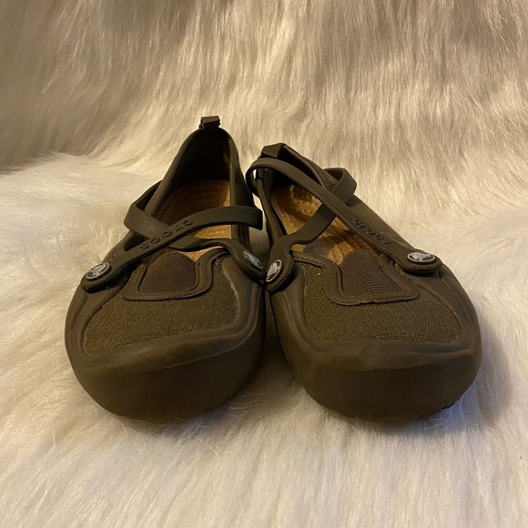 Crocs Shoes‎ Women’s Size 4 Strappy Flats - Picture 2 of 6